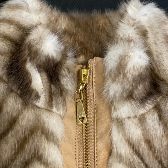 XS Guess faux fur & leather vest - Picture 5 of 5